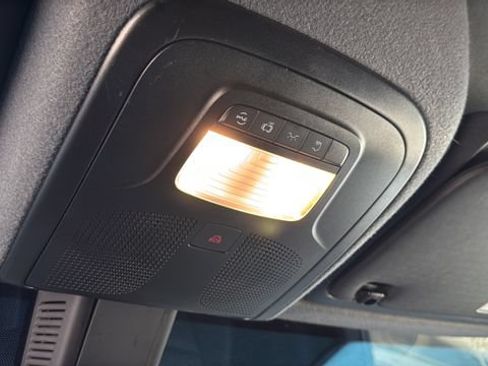 Used 2025 Mercedes-Benz Sprinter 2500 image 19