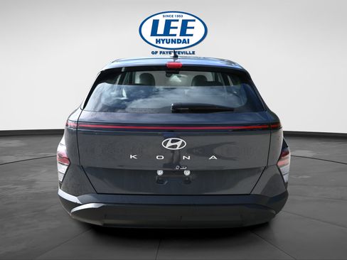 Used 2026 Hyundai Kona SE FWD image 4