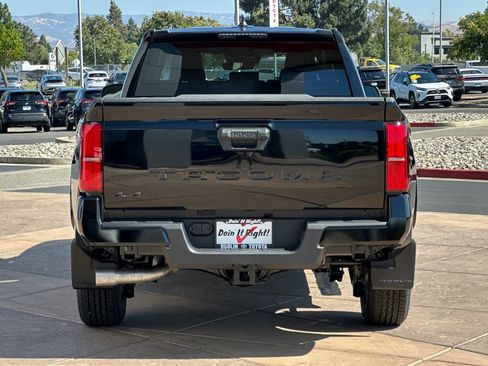 New 2026 Toyota Tacoma SR5 AWD/4WD image 5