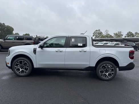 New 2025 Ford Maverick Lariat w/ 4K Tow Package image 2
