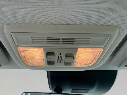 Used 2021 Honda Civic EX-L image 44