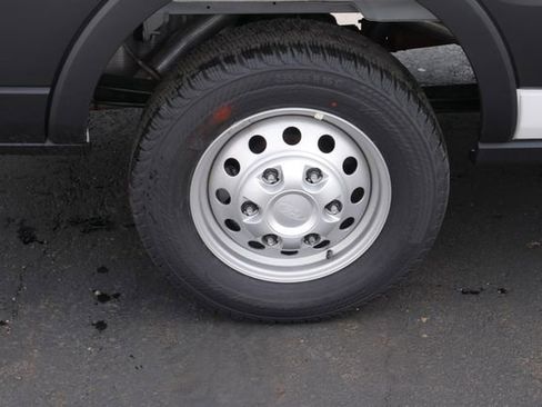 New 2026 Ford Transit 250 148 Medium Roof w/ Load Area Protection Package RWD image 11
