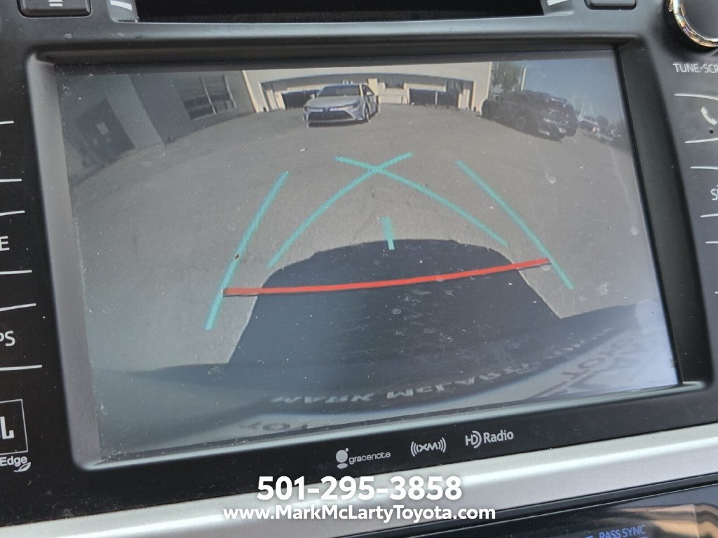 Used 2019 Toyota Highlander Limited FWD image 21