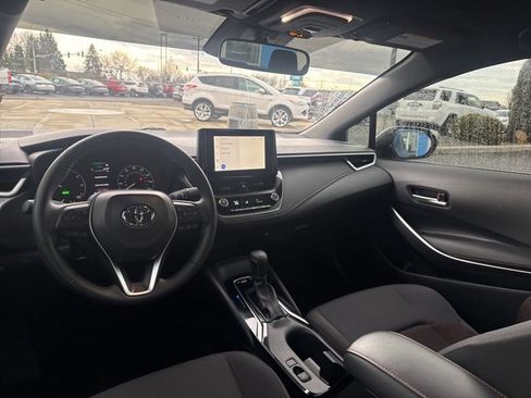 Used 2023 Toyota Corolla SE w/ Carpet Mat Package (TMS) image 19