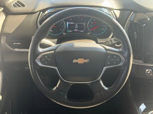 Used 2019 Chevrolet Traverse LT image 15