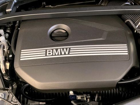New 2027 BMW X1 xDrive28i AWD/4WD image 17