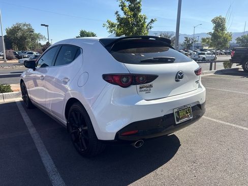 Used 2024 MAZDA MAZDA3 Hatchback w/Premium Plus Pkg AWD/4WD image 4