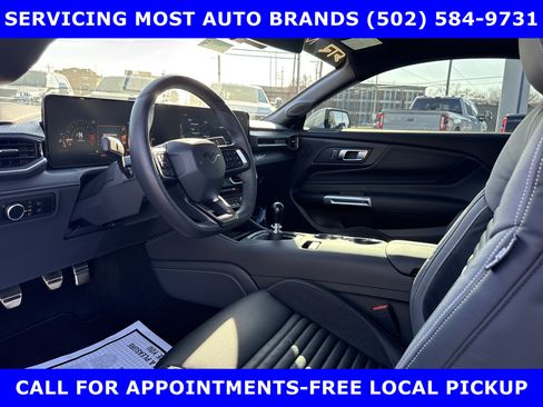 Used 2024 Ford Mustang GT Premium image 17