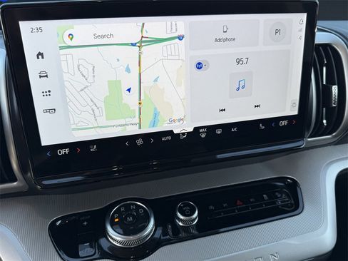 New 2025 Ford Expedition Active image 27