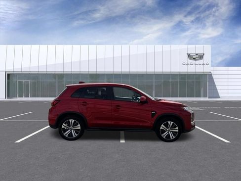 Used 2024 Mitsubishi Outlander Sport ES AWD/4WD image 2