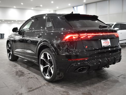 New 2026 Audi RS Q8 performance image 9