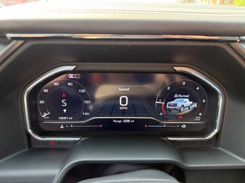 Used 2024 GMC Sierra 1500 AT4X AWD/4WD image 28