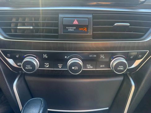 Used 2018 Honda Accord Touring image 26