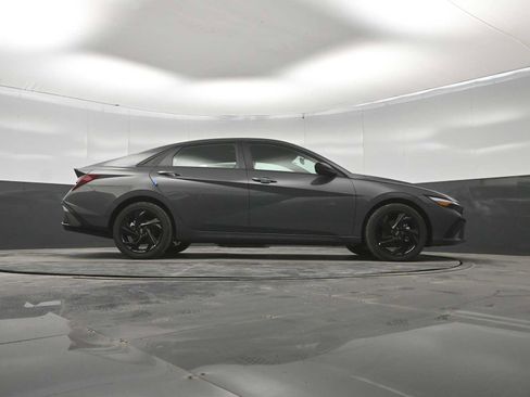 New 2026 Hyundai Elantra SEL Sport FWD image 42