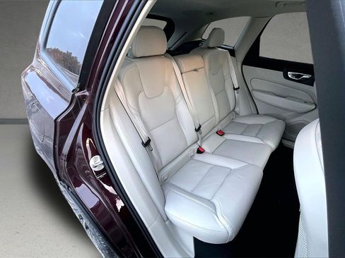 New 2026 Volvo XC60 B5 Ultra w/ Protection Package Premier image 10
