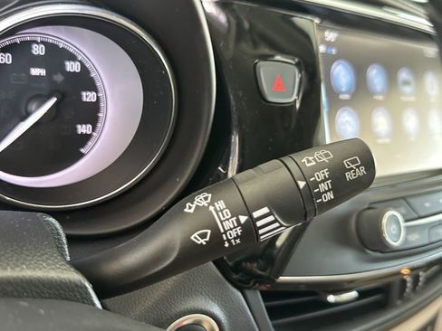 Used 2020 Buick Envision Essence image 22