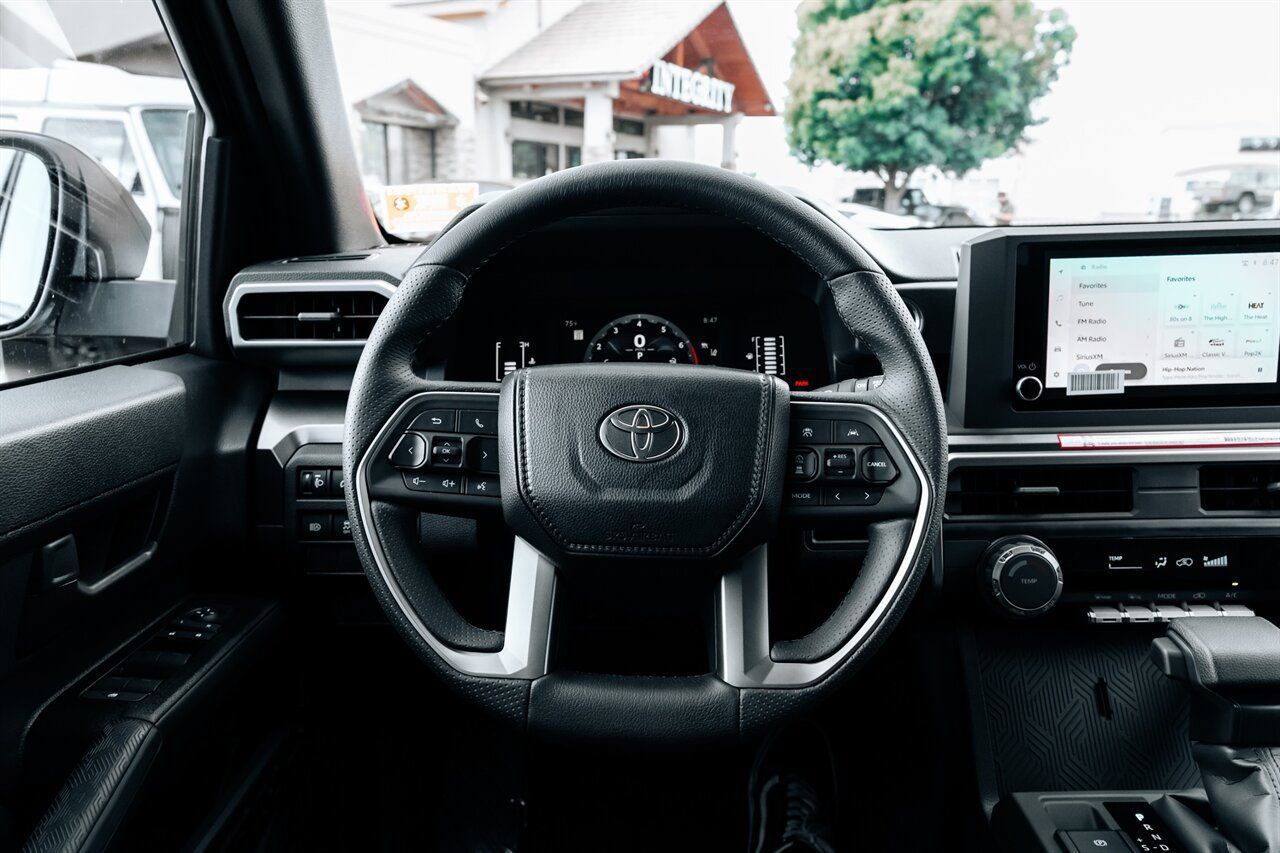 Used 2026 Toyota 4Runner SR5 AWD/4WD image 25