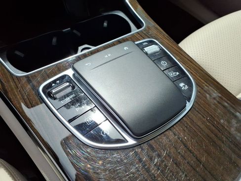 Used 2022 Mercedes-Benz GLC 300 image 20