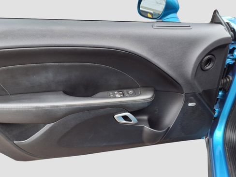 Used 2016 Dodge Challenger R/T Scat Pack w/ Leather Interior Group image 13