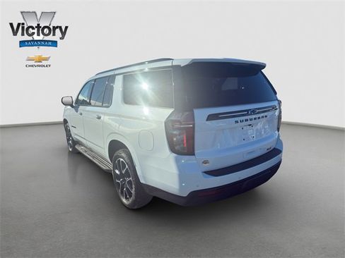 Certified 2023 Chevrolet Suburban RST image 6
