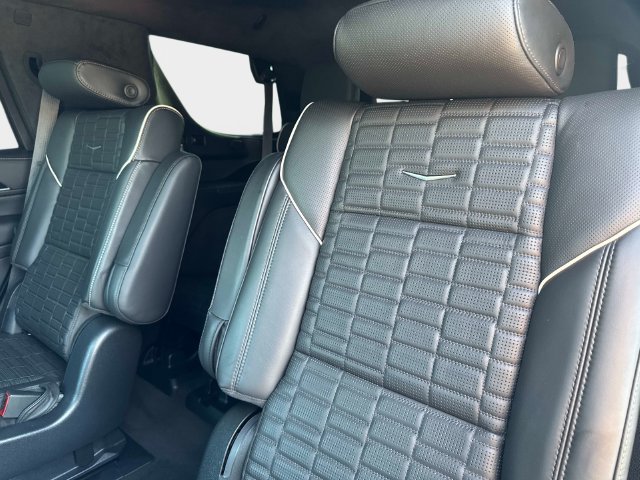 Certified 2023 Cadillac Escalade V AWD/4WD image 14
