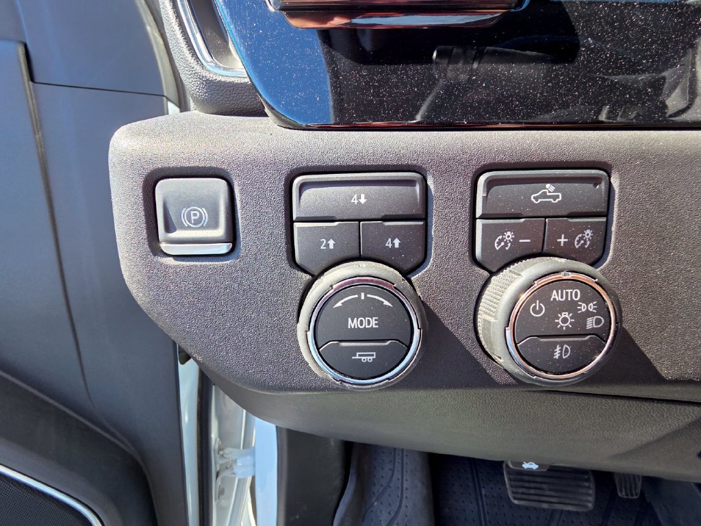 Used 2025 Chevrolet Silverado 3500 LT w/ Convenience Package AWD/4WD image 21