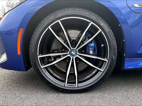 Used 2023 BMW 330e w/ M Sport Package image 8