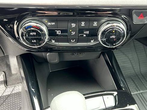 New 2026 Chevrolet Trax ACTIV w/ Driver Confidence Package image 21