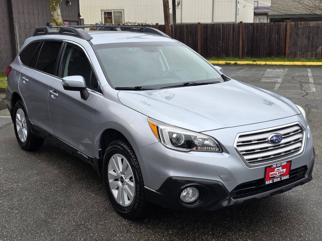 Used 2016 Subaru Outback 2.5i Premium AWD/4WD image 5