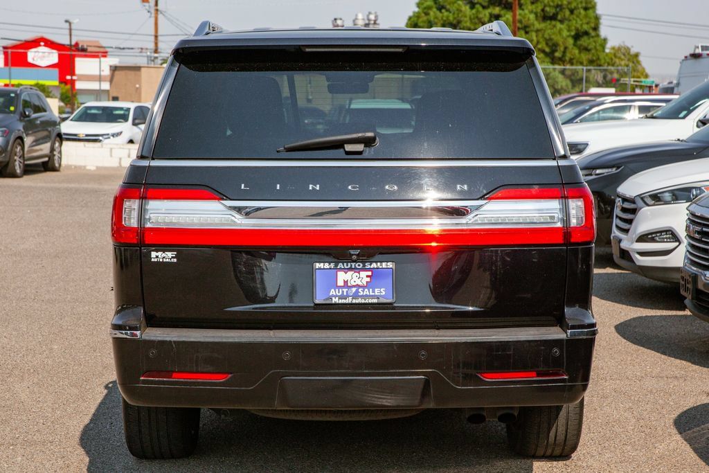 Used 2019 Lincoln Navigator Select RWD image 6