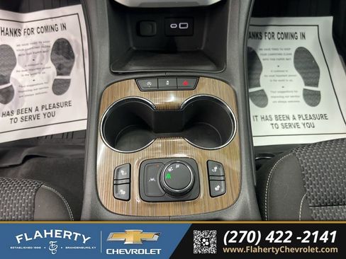 Used 2023 GMC Acadia SLE w/ Driver Convenience Package image 31