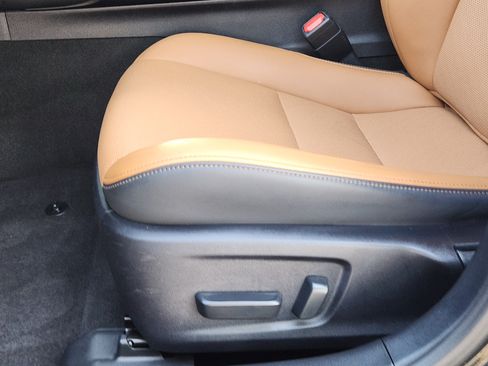 Used 2024 Lexus IS 350 F Sport RWD image 31
