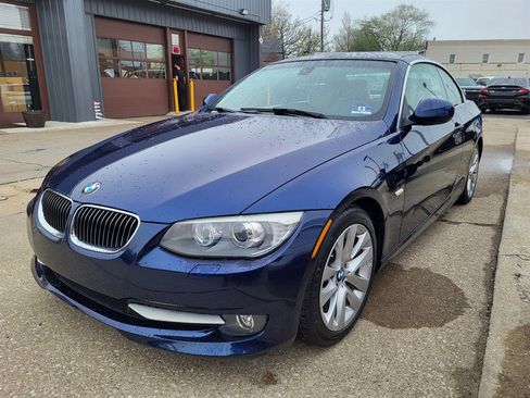Used 2013 BMW 328i Convertible RWD image 3