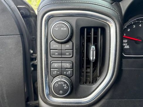Used 2021 Chevrolet Silverado 1500 LT Trail Boss w/ Convenience Package II AWD/4WD image 12