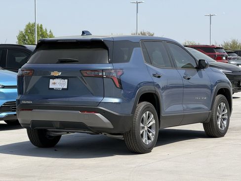 New 2026 Chevrolet Equinox LT image 4