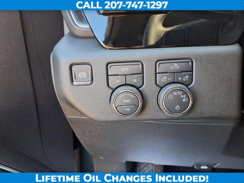 Used 2025 Chevrolet Silverado 1500 LT image 12