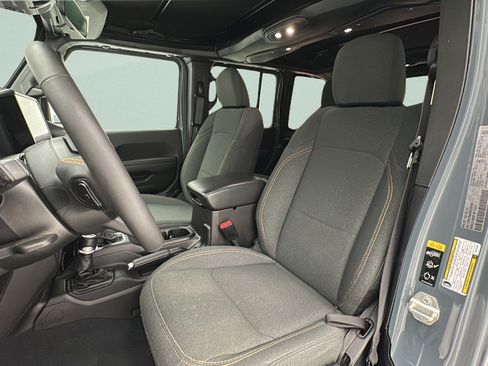 Used 2024 Jeep Wrangler Unlimited w/ Convenience Group AWD/4WD image 13