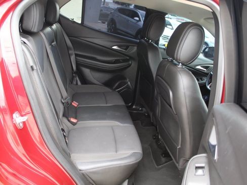 Used 2023 Buick Encore GX Select w/ Sport Touring Package FWD image 18