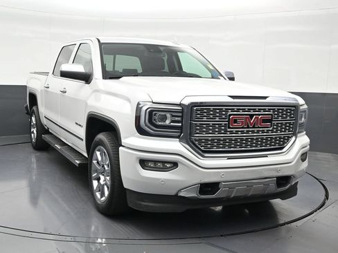 Used 2017 GMC Sierra 1500 Denali RWD image 8