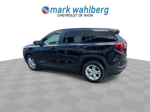 Certified 2023 GMC Terrain SLE FWD image 5