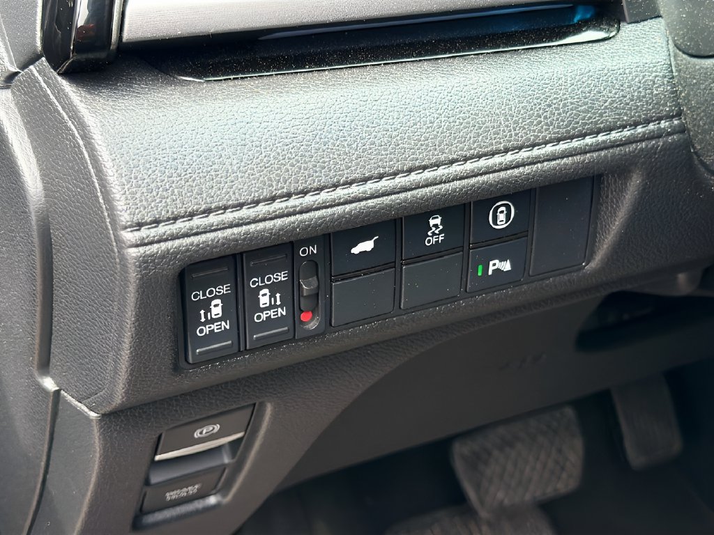 Used 2023 Honda Odyssey Touring image 10