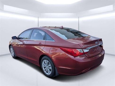 Used 2012 Hyundai Sonata GLS image 5
