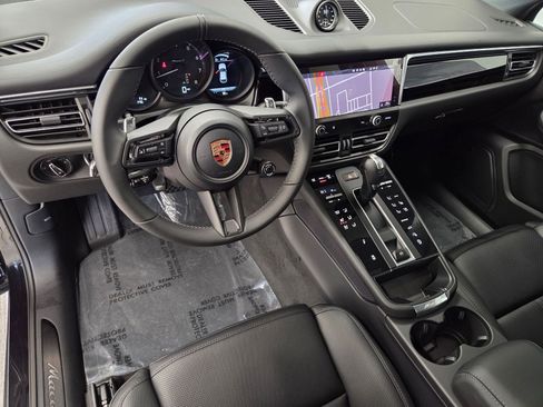 Certified 2026 Porsche Macan Turbo image 4
