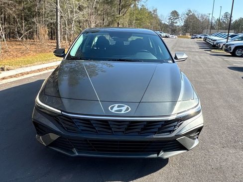 New 2026 Hyundai Elantra SE image 7