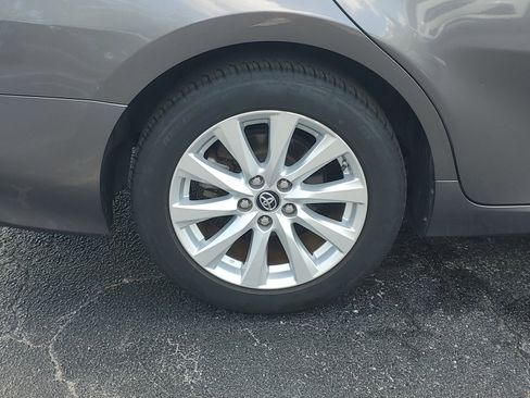 Certified 2018 Toyota Camry LE w/ Convenience Package image 8