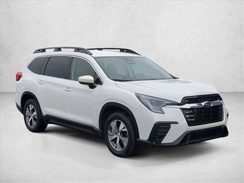Certified 2025 Subaru Ascent Premium image 3
