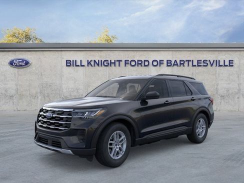 New 2026 Ford Explorer Active RWD image 2