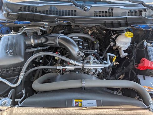 Used 2020 RAM 1500 Express w/ Wheel & Sound Group AWD/4WD image 10