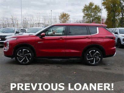Used 2025 Mitsubishi Outlander SE