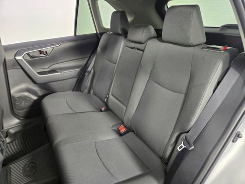 Used 2025 Toyota RAV4 LE image 17